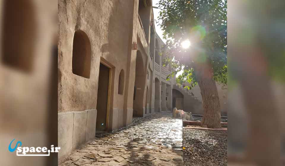 نمای بیرونی اقامتگاه حیات بانو - خضرآباد - روستای هامانه